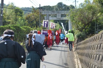 １８高良御子神社へ４